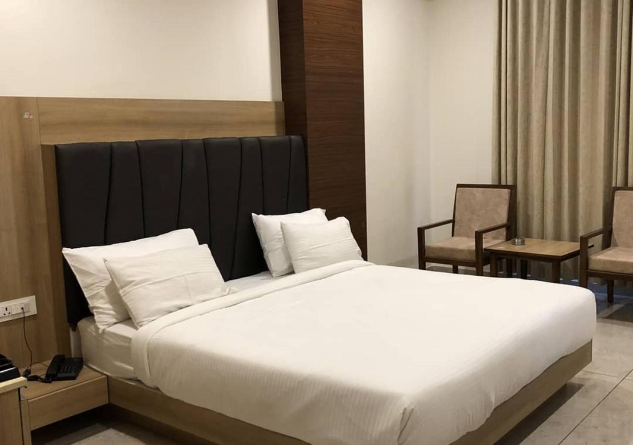 Hotel Aaradhya Udaipur Exterior foto